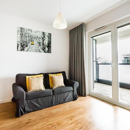 ורשה Magazynowa Exclusive Amber Apartment מראה חיצוני תמונה