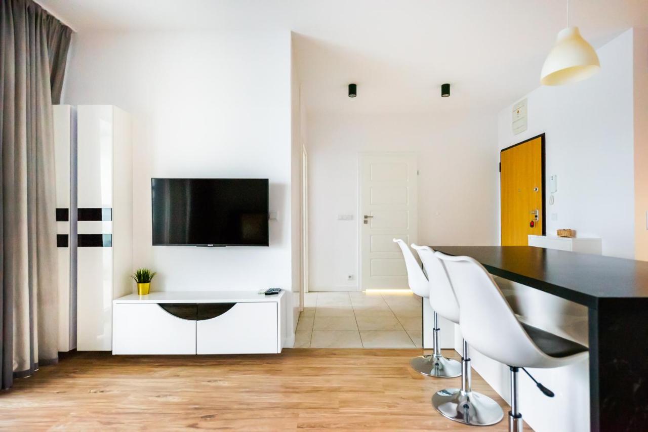 ורשה Magazynowa Exclusive Amber Apartment מראה חיצוני תמונה