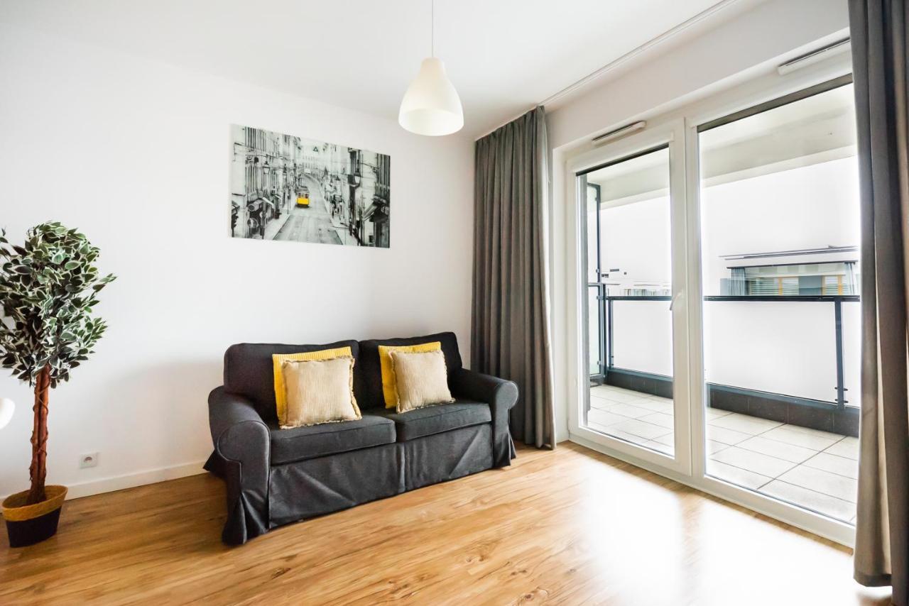 ורשה Magazynowa Exclusive Amber Apartment מראה חיצוני תמונה
