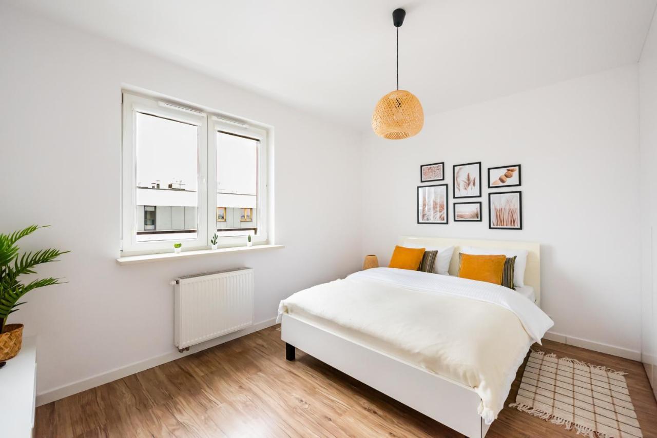 ורשה Magazynowa Exclusive Amber Apartment מראה חיצוני תמונה